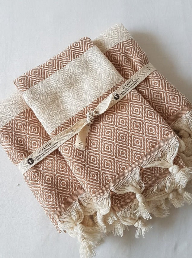 el patito towels and bathrobes 100% natural cotton turkish towels hand towels size 45 x 90 cm 18'' x 35" latte