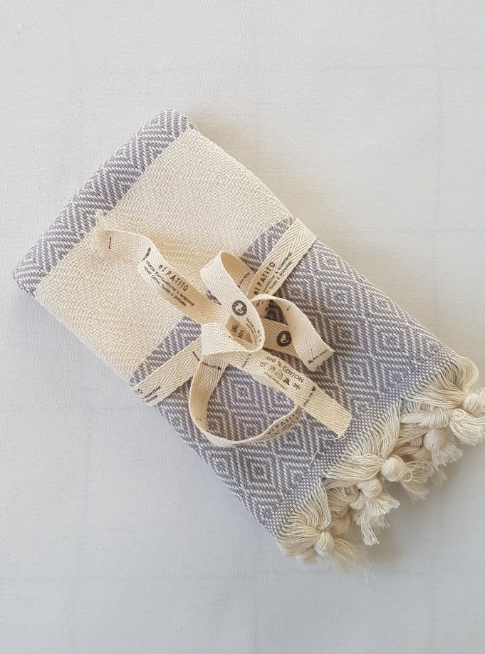 el patito towels and bathrobes 100% natural cotton turkish towels hand towels size 45 x 90 cm 18'' x 35" grey