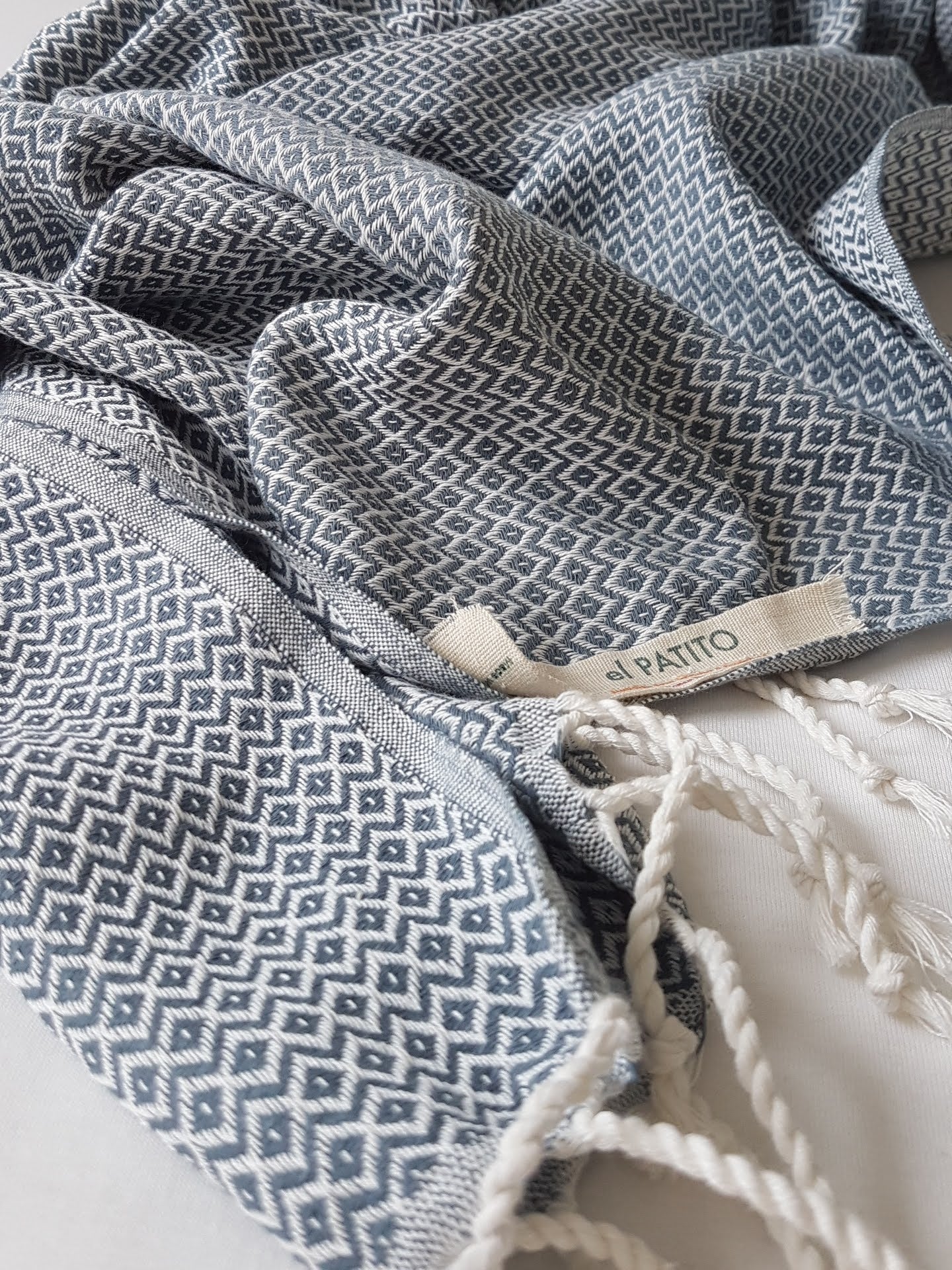 el patito towels and bathrobes scandinavian series small diamonds 100% natural cotton turkish towels blankets grey