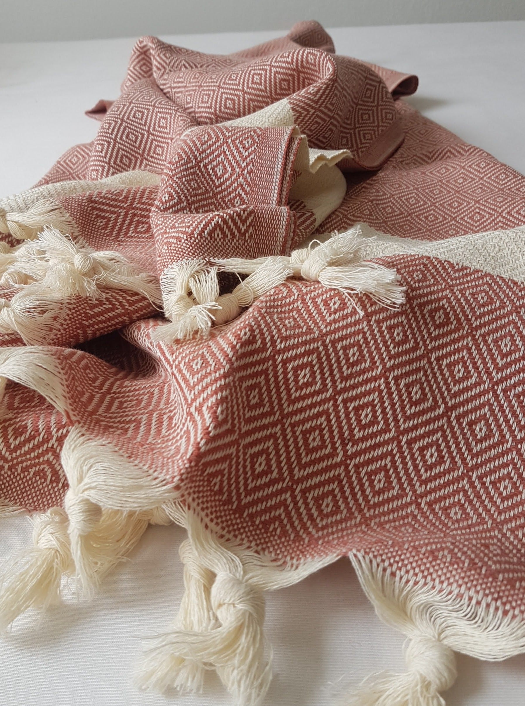 el patito towels and bathrobes 100% cotton turkish towels contemporary series unisex towels alternative to terry towels lightweight eco friendly for beach pool travel machine washable rose gold