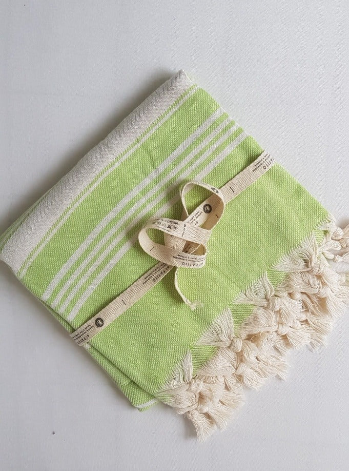 ElPatitoTowels_TraditionalSeries_Beach towel, traveltowel, Less space towel alternative, Turkish towel, striped