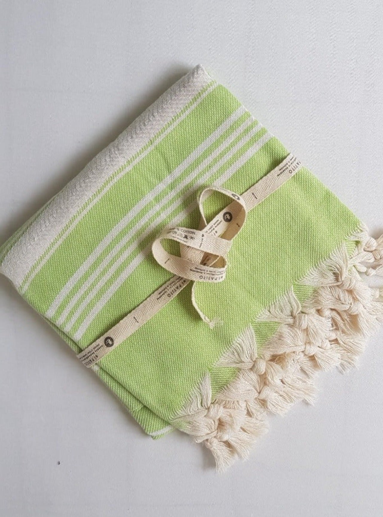 ElPatitoTowels_TraditionalSeries_Beach towel, traveltowel, Less space towel alternative, Turkish towel, striped